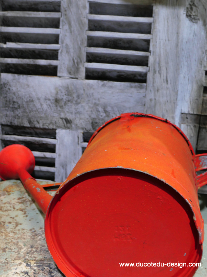 Arrosoir en zinc rouge – Image 6