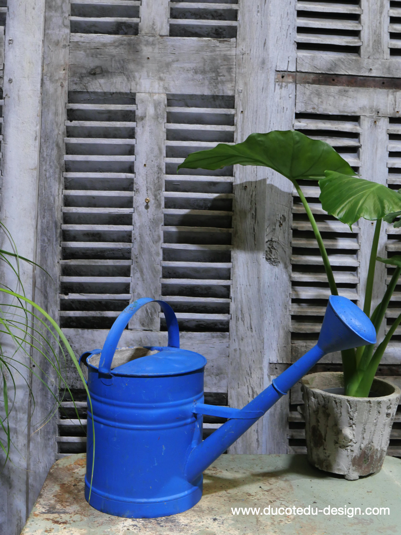 Arrosoir en zinc bleu – Image 2