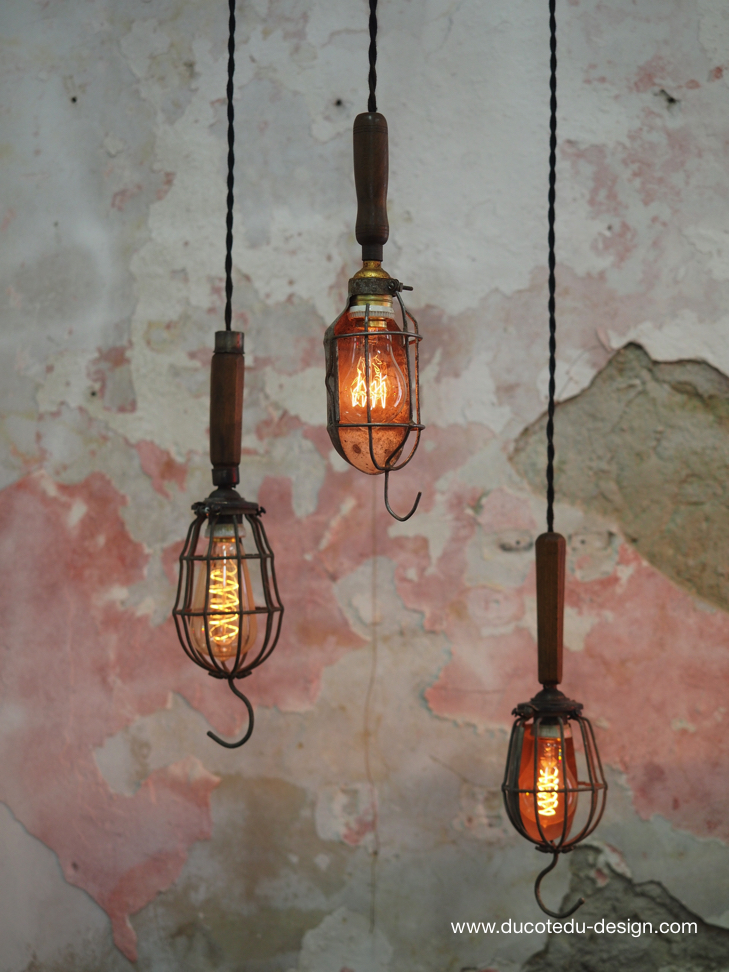 lustre de 3 baladeuse industrielle des USA equipant les caves de new York – Image 3