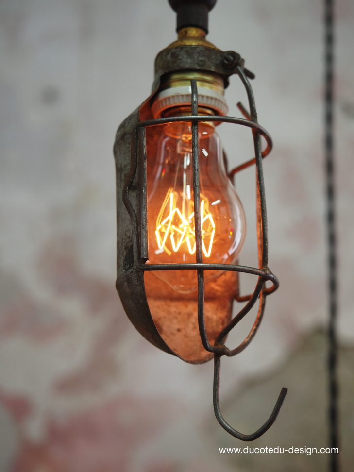 lustre de 3 baladeuse industrielle des USA equipant les caves de new York – Image 6