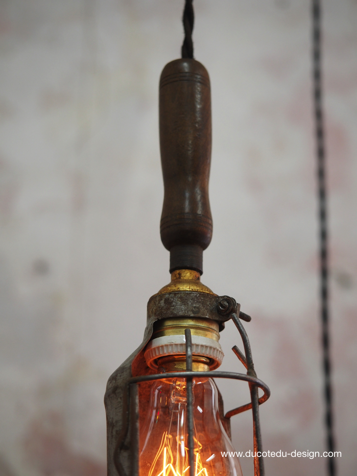 lustre de 3 baladeuse industrielle des USA equipant les caves de new York – Image 7