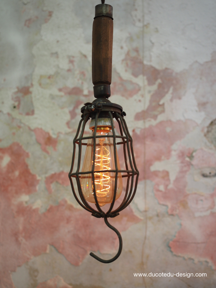 lustre de 3 baladeuse industrielle des USA equipant les caves de new York – Image 8