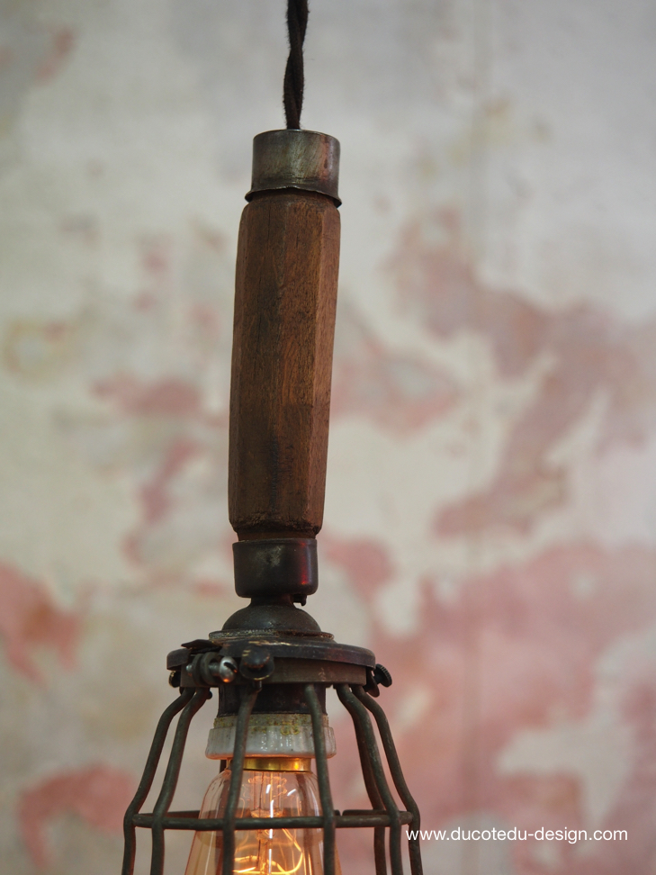 lustre de 3 baladeuse industrielle des USA equipant les caves de new York – Image 10