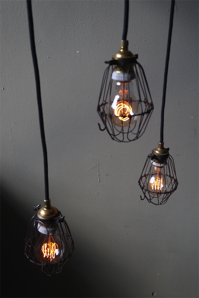 lampe suspension baladeuse industrielle cage metal – Image 4