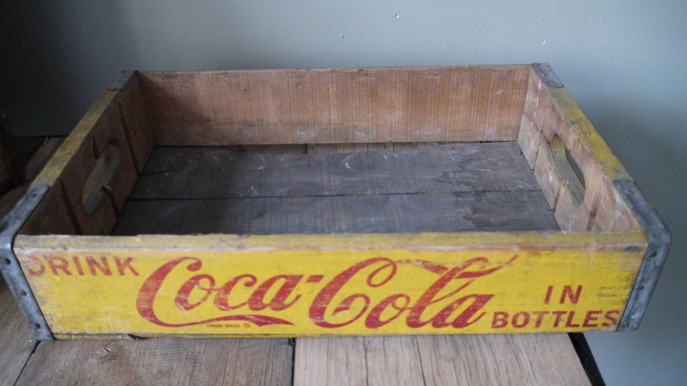 1 caisse bois brasserie café USA Coca Cola jaune – Image 3