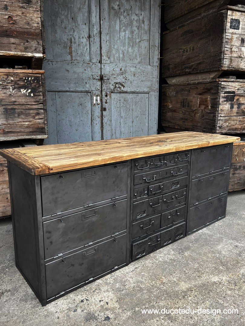 enfilade industrielle 6 compartiments 18 tiroirs atelier militaire plateau vieux chene massif – Image 6