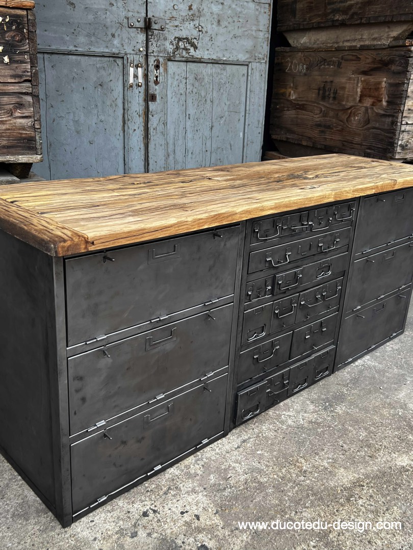 enfilade industrielle 6 compartiments 18 tiroirs atelier militaire plateau vieux chene massif – Image 19