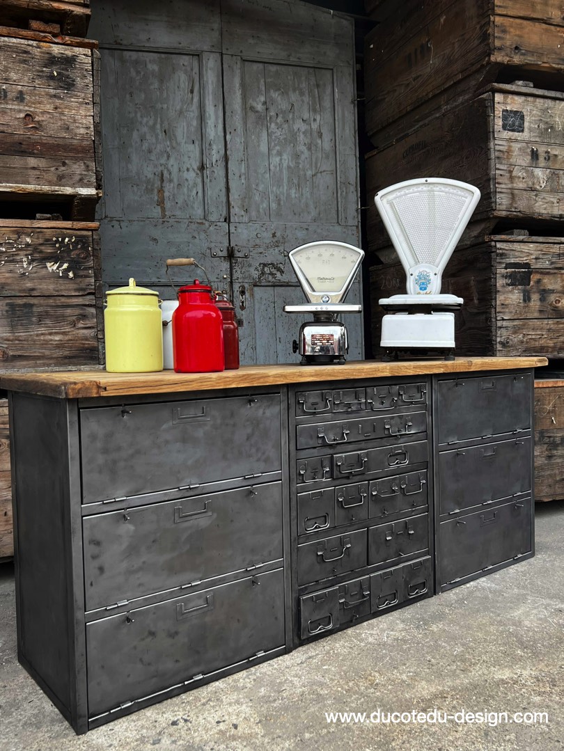 enfilade industrielle 6 compartiments 18 tiroirs atelier militaire plateau vieux chene massif – Image 21