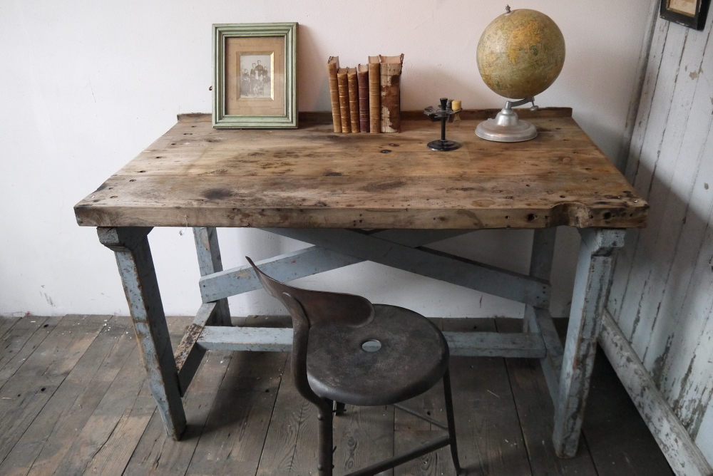 superbe bureau industriel bois patine grise – Image 3