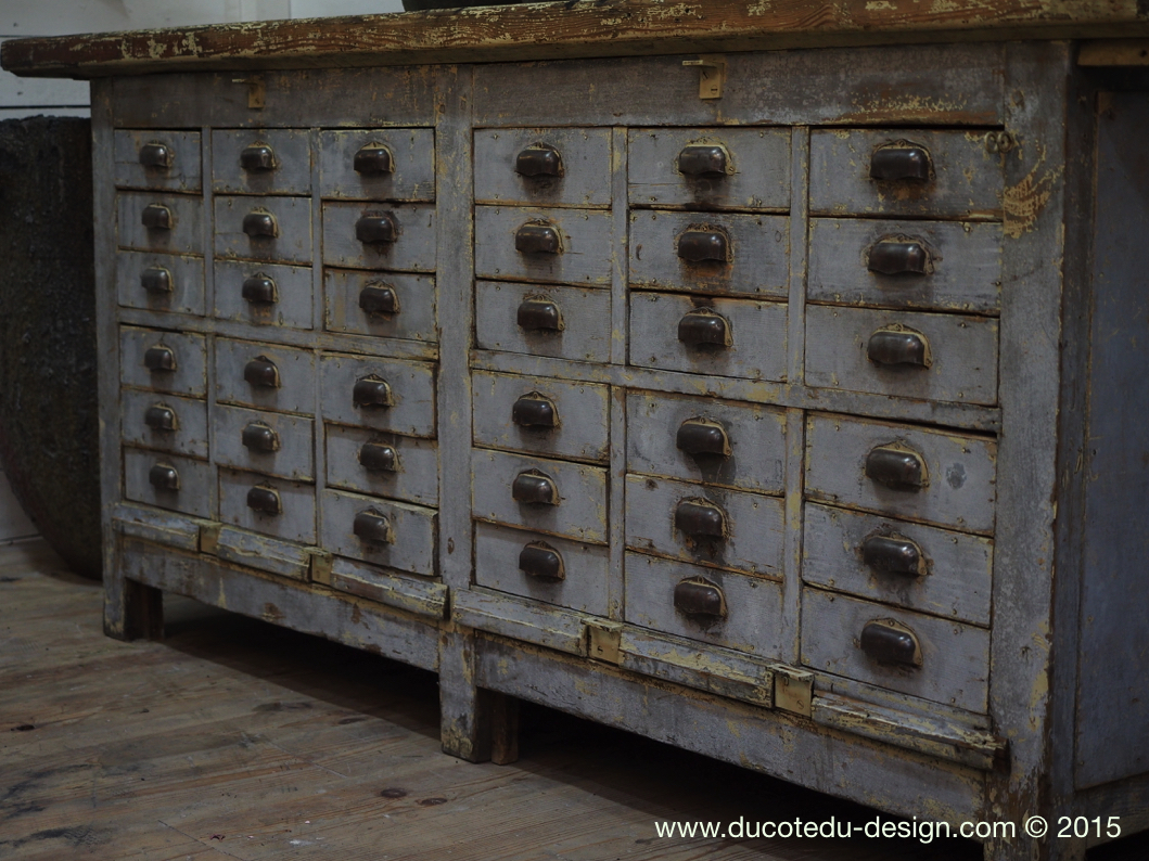 Meuble metier etabli industriel bois 36 tiroirs – Image 4