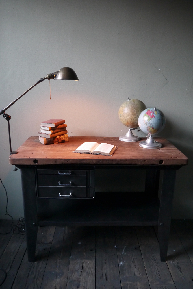 Rare Lampe bureau O.C. White Industrielle sur etau la lampe de reference a new york dans les loft – Image 4