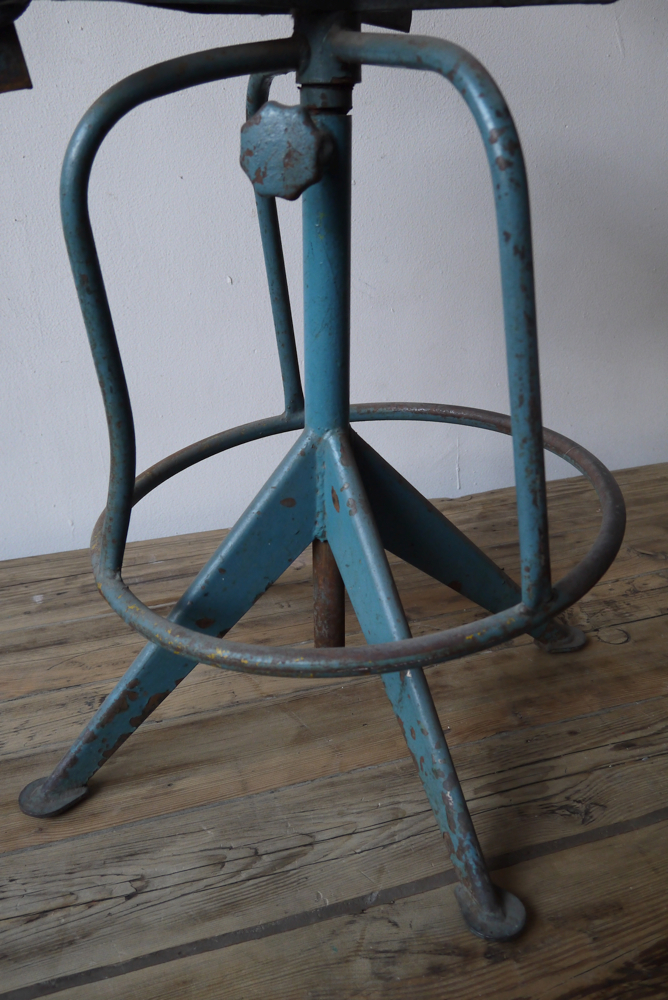 chaise haute atelier industrielle JEAN PROUVE – Image 7