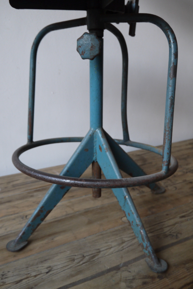 chaise haute atelier industrielle JEAN PROUVE – Image 12