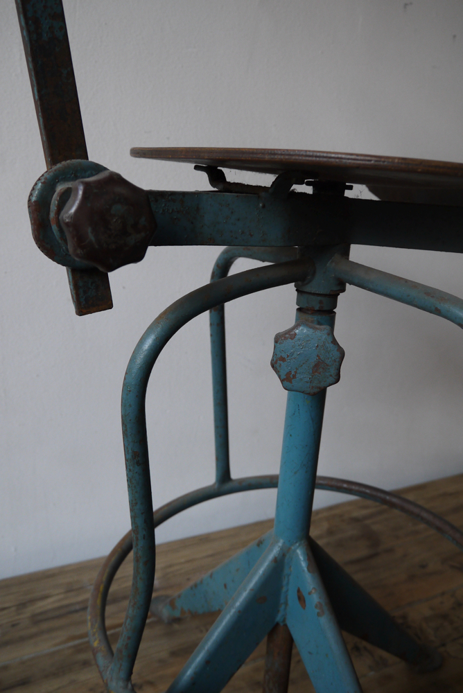 chaise haute atelier industrielle JEAN PROUVE – Image 6