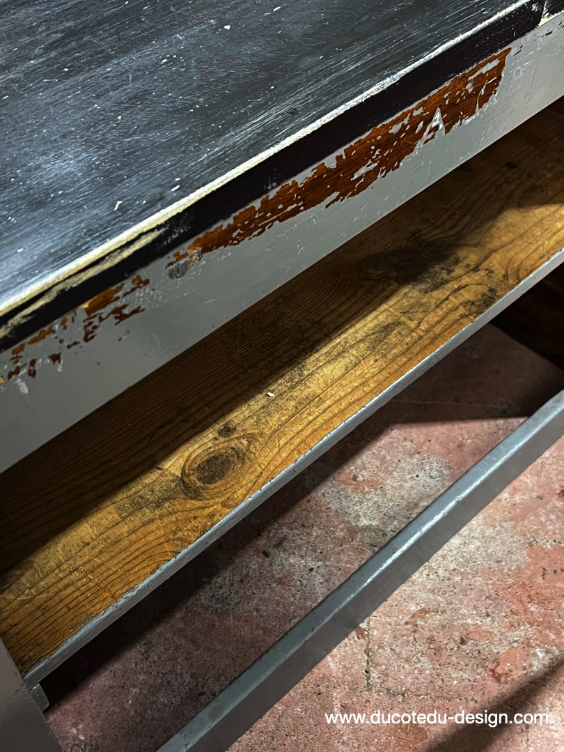 comptoir en bois d'une quincaillerie patine grise d'origine – Image 19