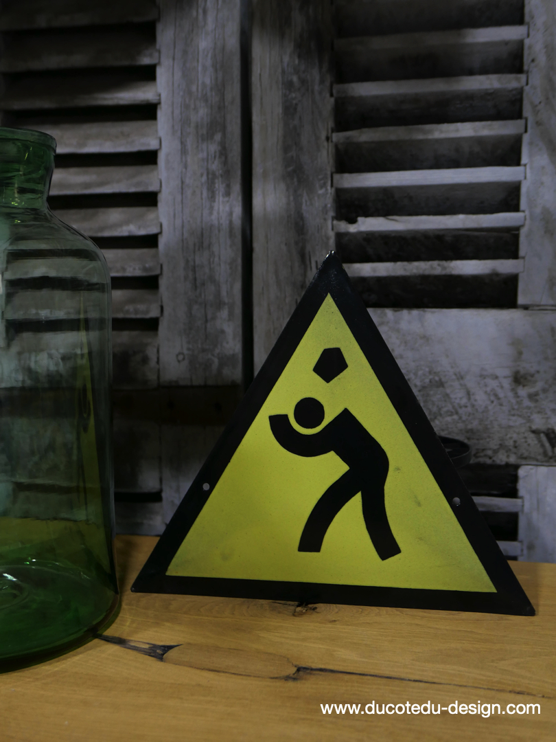 Plaque emaillee signalitique usine russe triangle danger ref T11 – Image 2