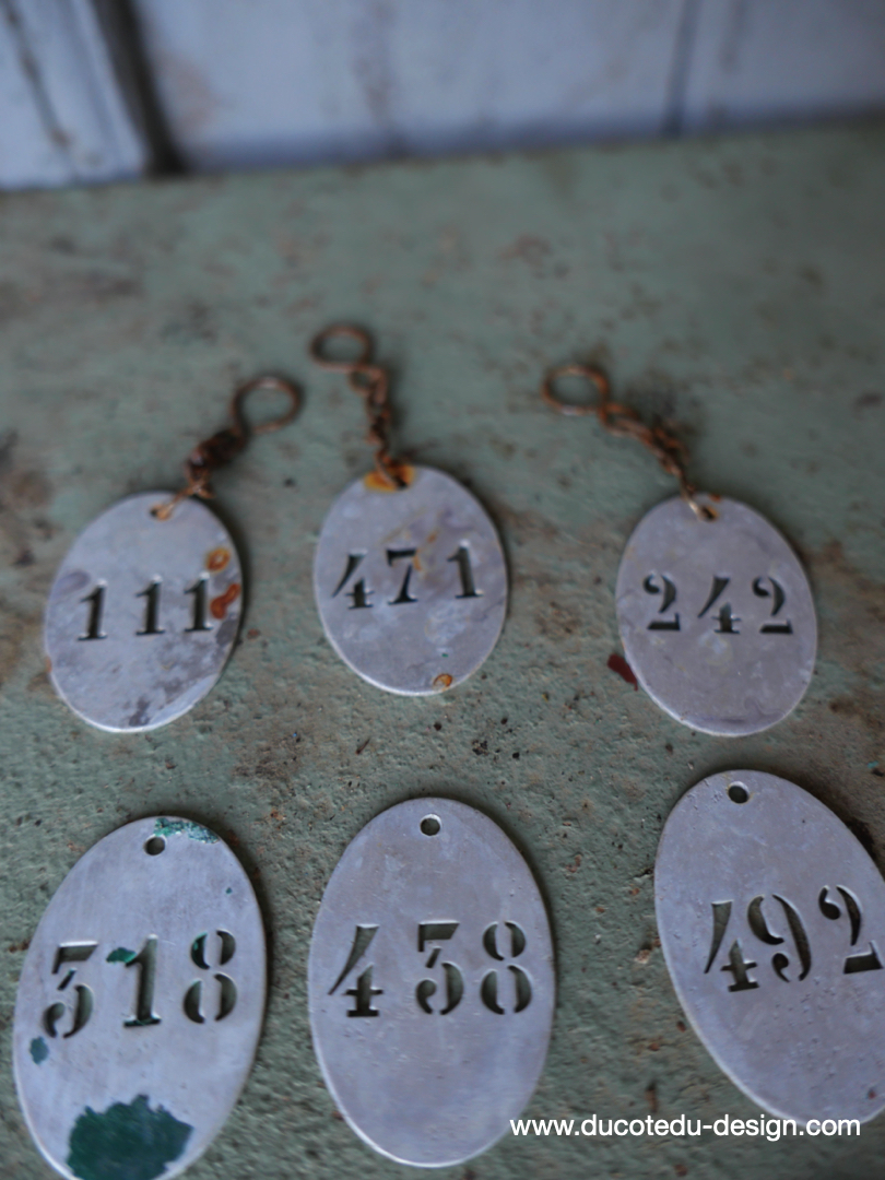 lot de 9 pieces - numero metal pour meuble metier stock vintage / lot 1 – Image 3