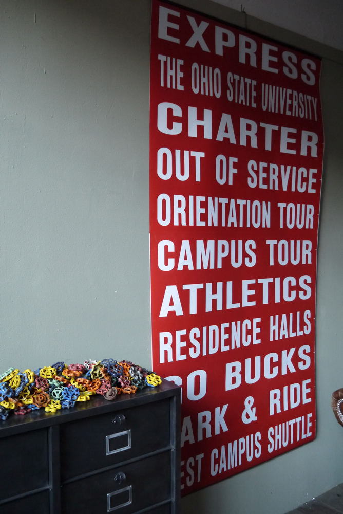 top deco ! tres grand kakemono rouge destination bus USA annees 60/70 – Image 6