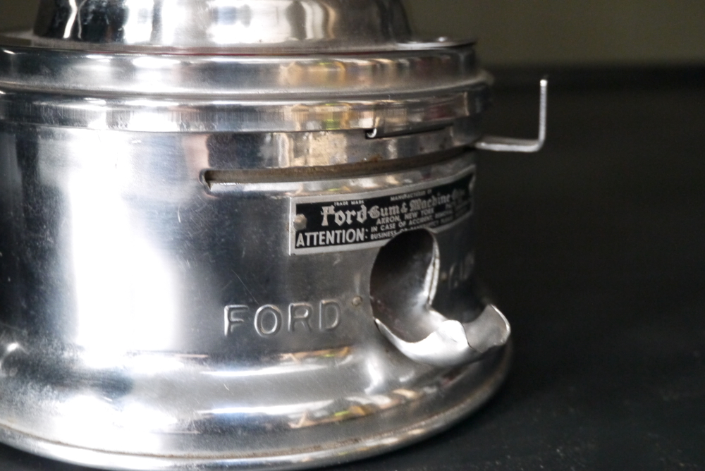 Distributeur à bonbon Ford Ball Gum 1950 jaycees – Image 6