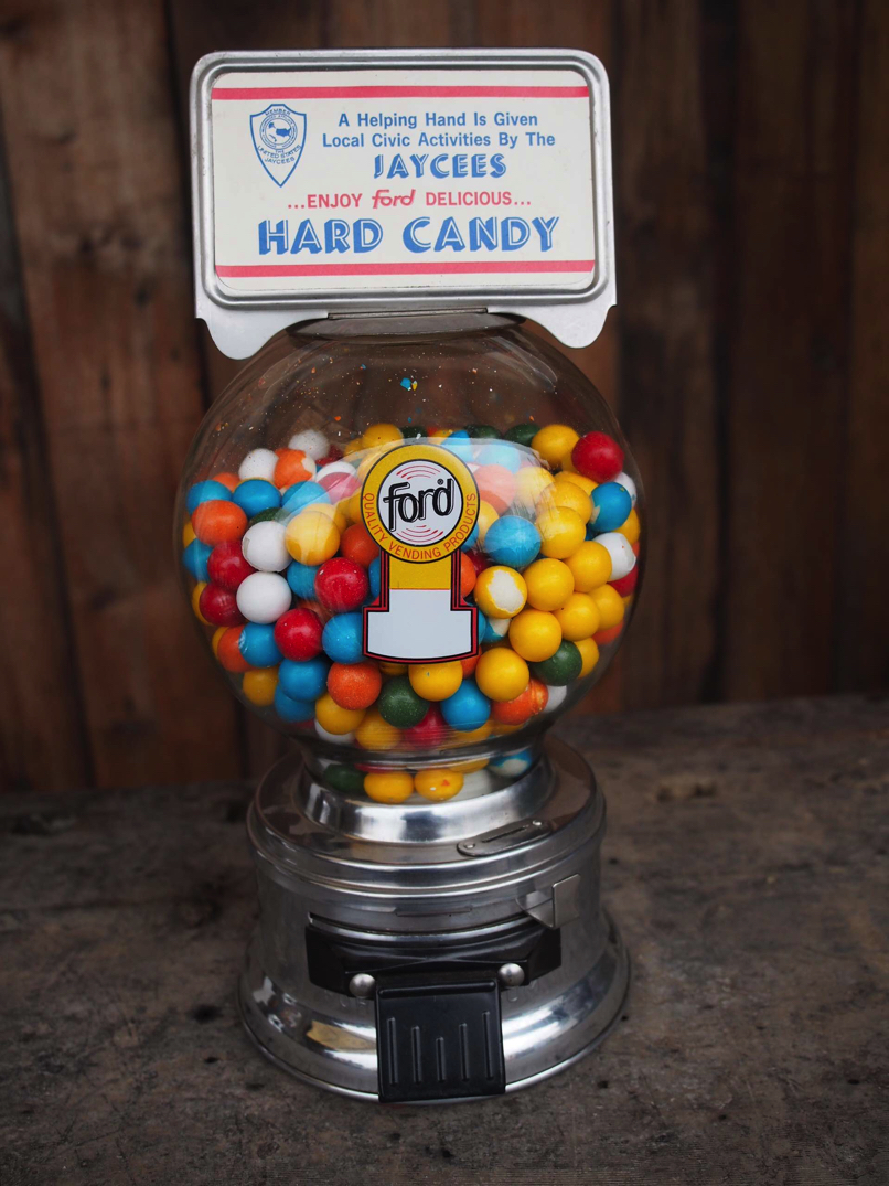 Distributeur à bonbon Ford Ball Gum 1950 hard candy – Image 2