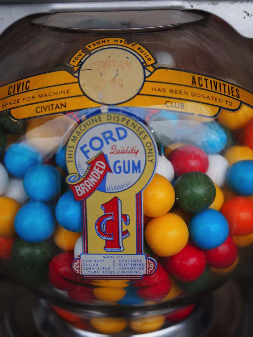 Distributeur à bonbon Ford Ball Gum 1950 hard candy – Image 5