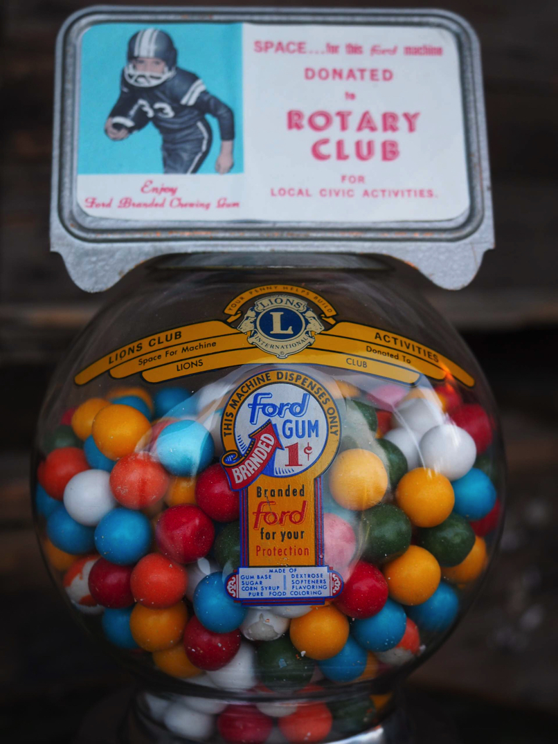 Distributeur à bonbon Ford Ball Gum 1950 hard candy – Image 3
