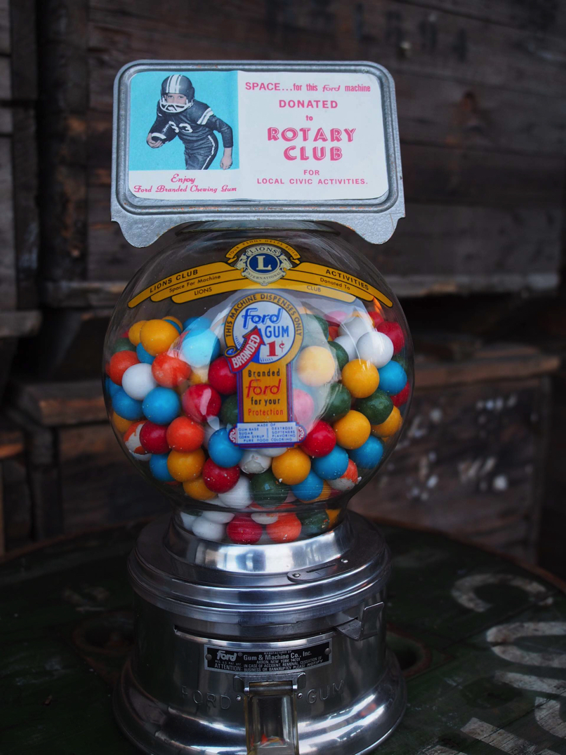 Distributeur à bonbon Ford Ball Gum 1950 hard candy – Image 4