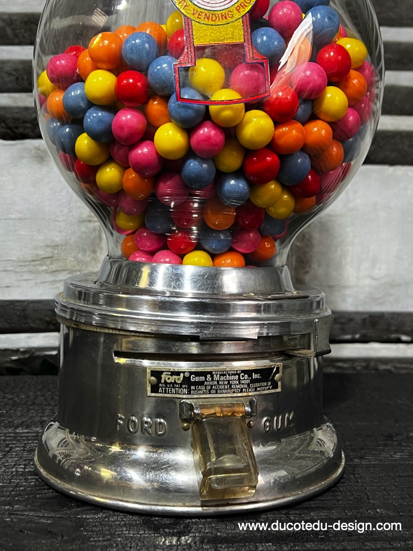 Distributeur à bonbon Ford Ball Gum 1950 – Image 4