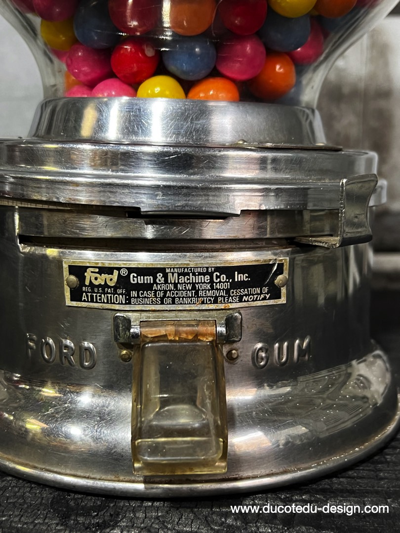Distributeur à bonbon Ford Ball Gum 1950 – Image 7