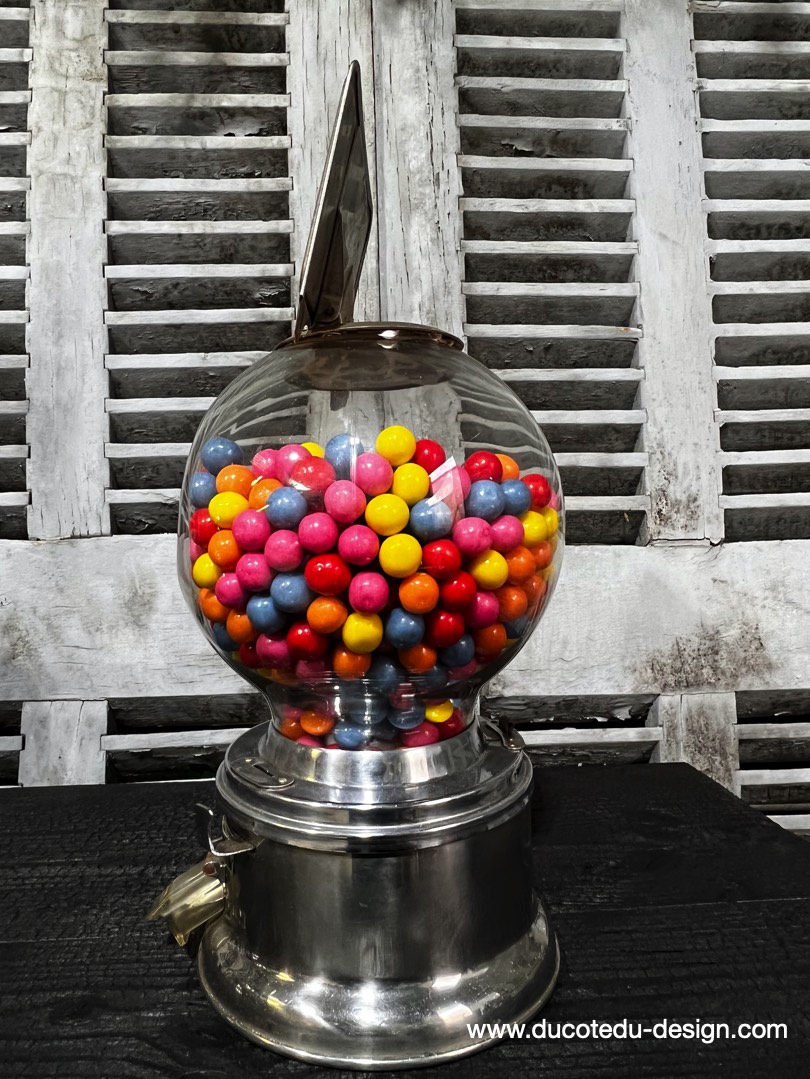 Distributeur à bonbon Ford Ball Gum 1950 – Image 10