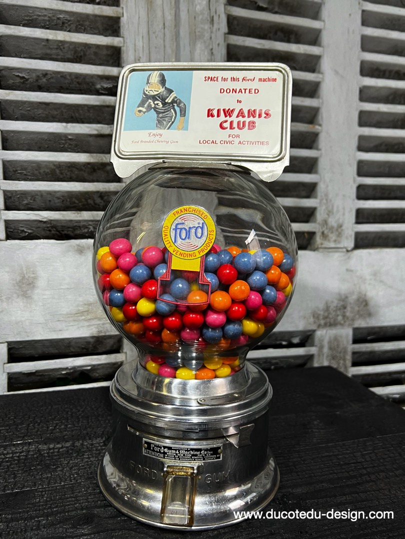 Distributeur à bonbon Ford Ball Gum 1950 – Image 3