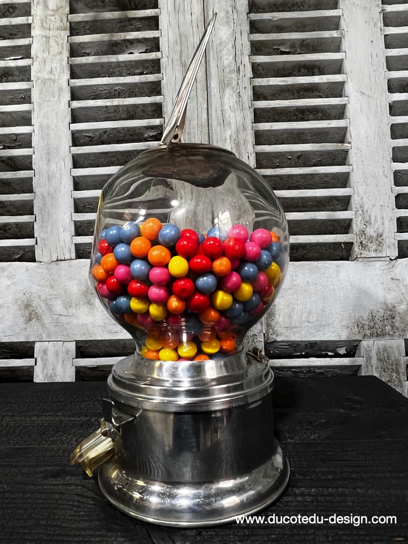 Distributeur à bonbon Ford Ball Gum 1950 – Image 10