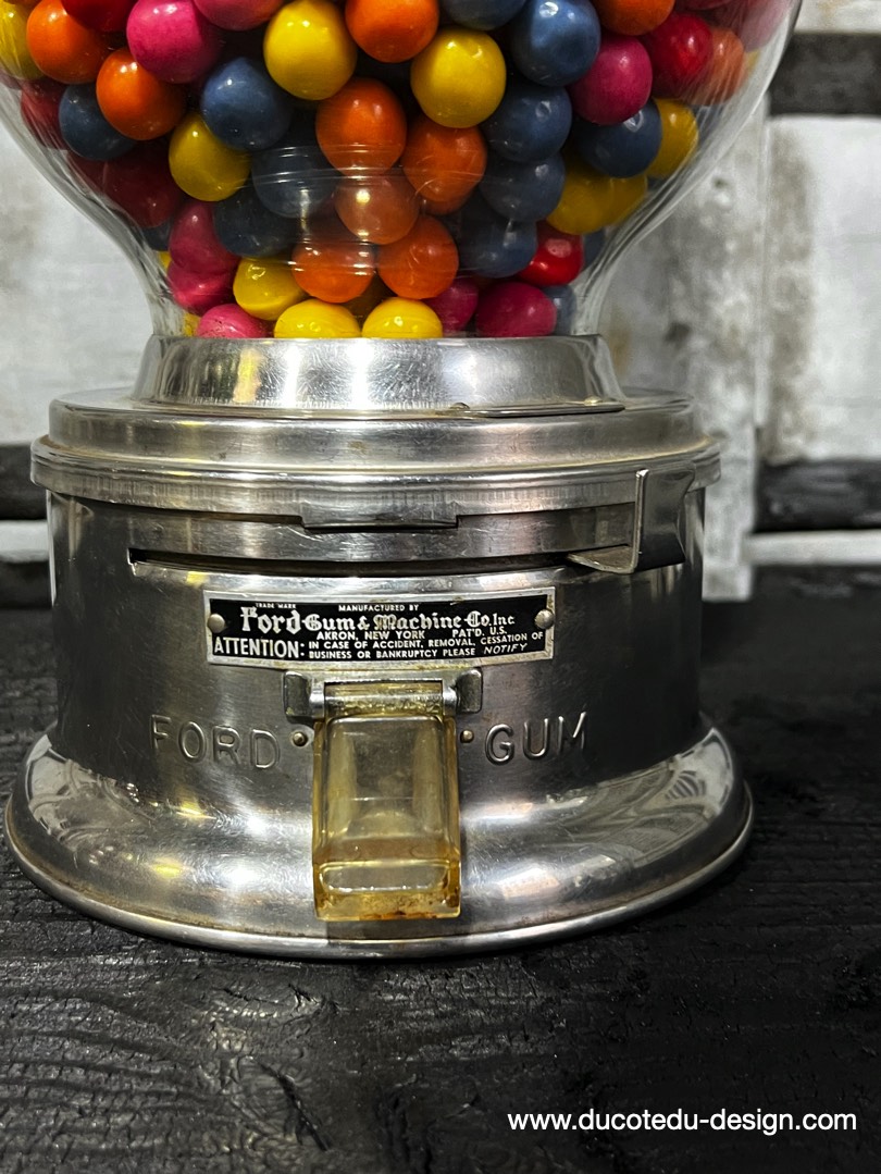 Distributeur à bonbon Ford Ball Gum 1950 – Image 6