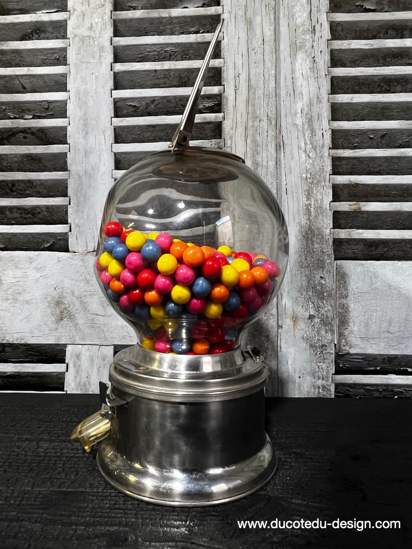 Distributeur à bonbon Ford Ball Gum 1950 – Image 8