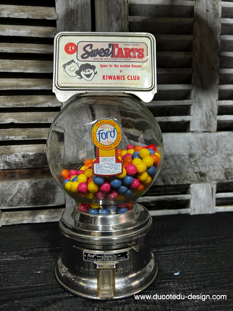 Distributeur à bonbon Ford Ball Gum 1950 – Image 7