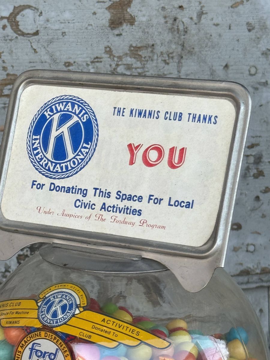 Distributeur à bonbon Ford Ball Gum 1950 hard candy – Image 4