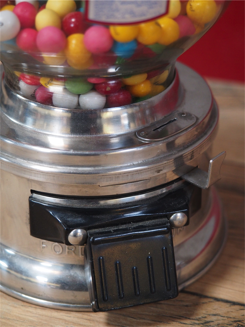 Distributeur à bonbon Ford Ball Gum 1950 Jaycees – Image 6