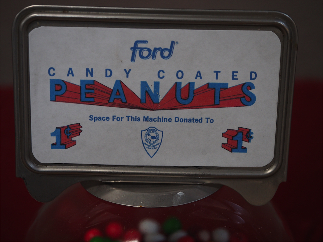 Distributeur à bonbon Ford Ball Gum 1950 Jaycees – Image 4