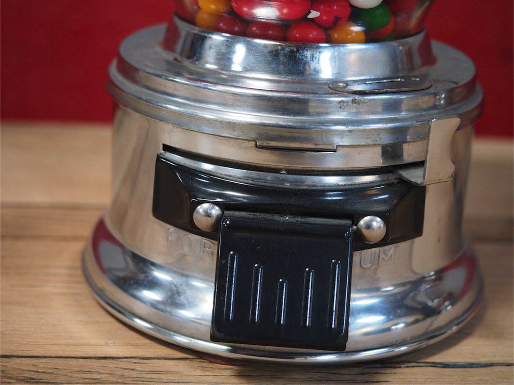 Distributeur à bonbon Ford Ball Gum 1950 Jaycees – Image 7