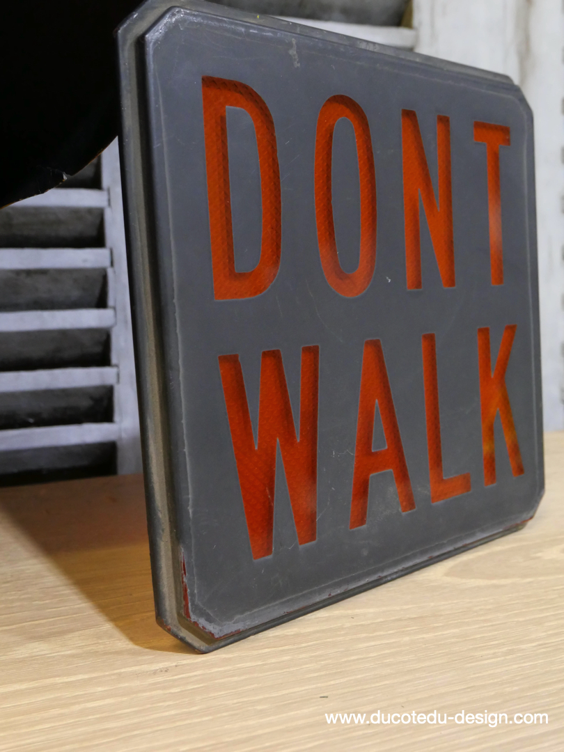 authentique plaque de feu en verre don't walk americain vintage USA / don t walk – Image 4