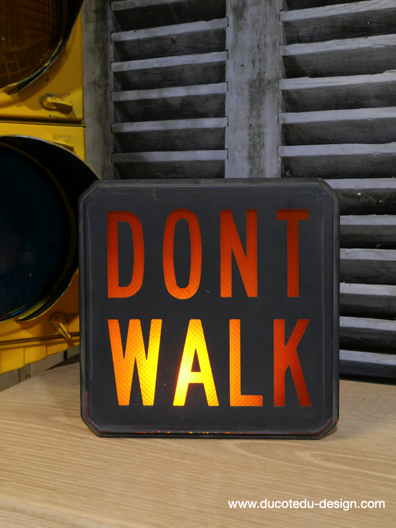 authentique plaque de feu en verre don't walk americain vintage USA / don t walk – Image 2