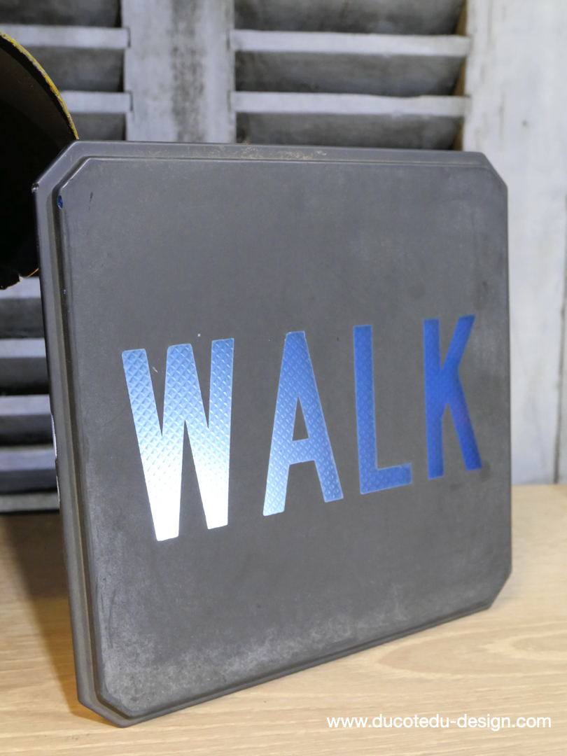 authentique plaque de feu en verre don't walk americain vintage USA / walk – Image 3