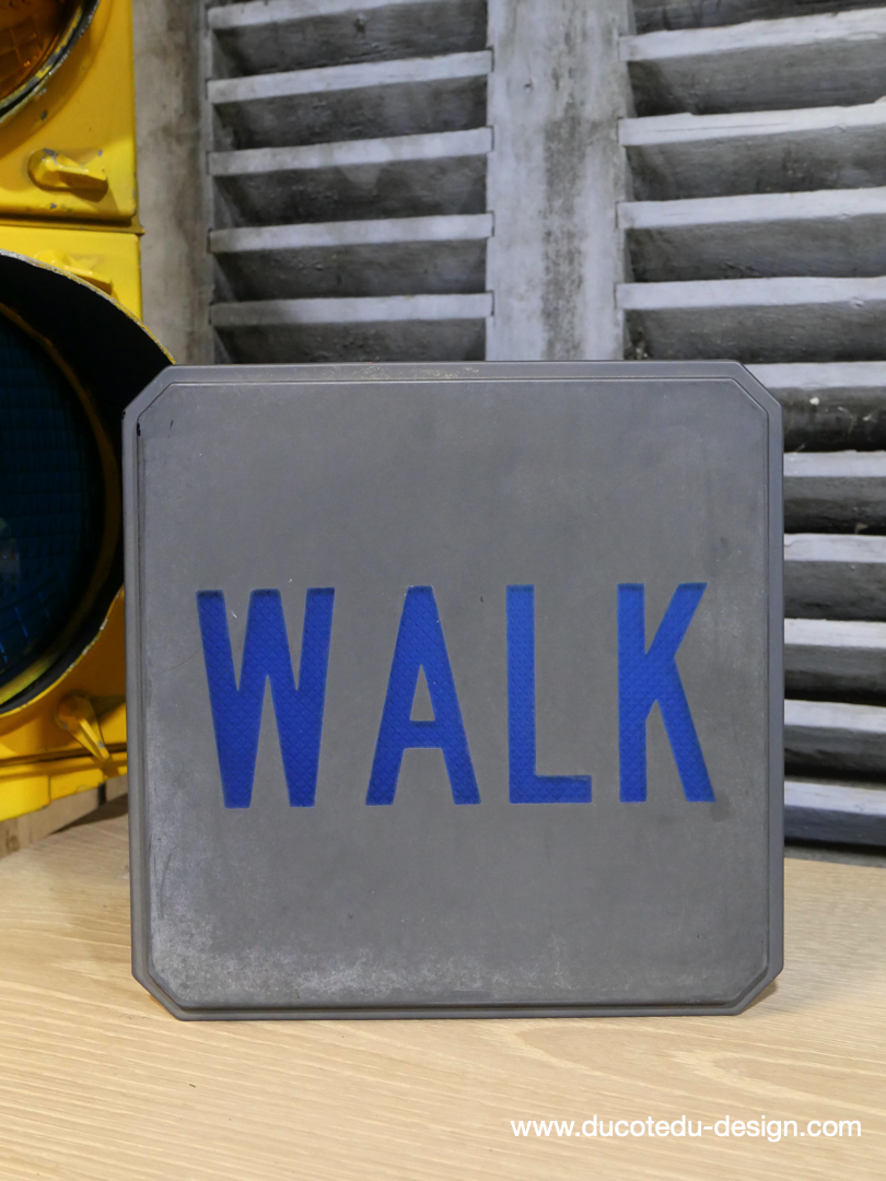 authentique plaque de feu en verre don't walk americain vintage USA / walk – Image 4