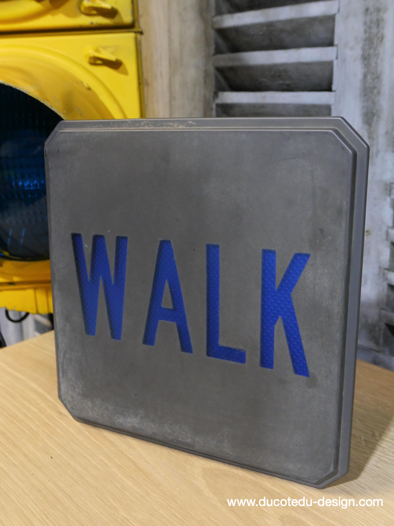 authentique plaque de feu en verre don't walk americain vintage USA / walk – Image 5