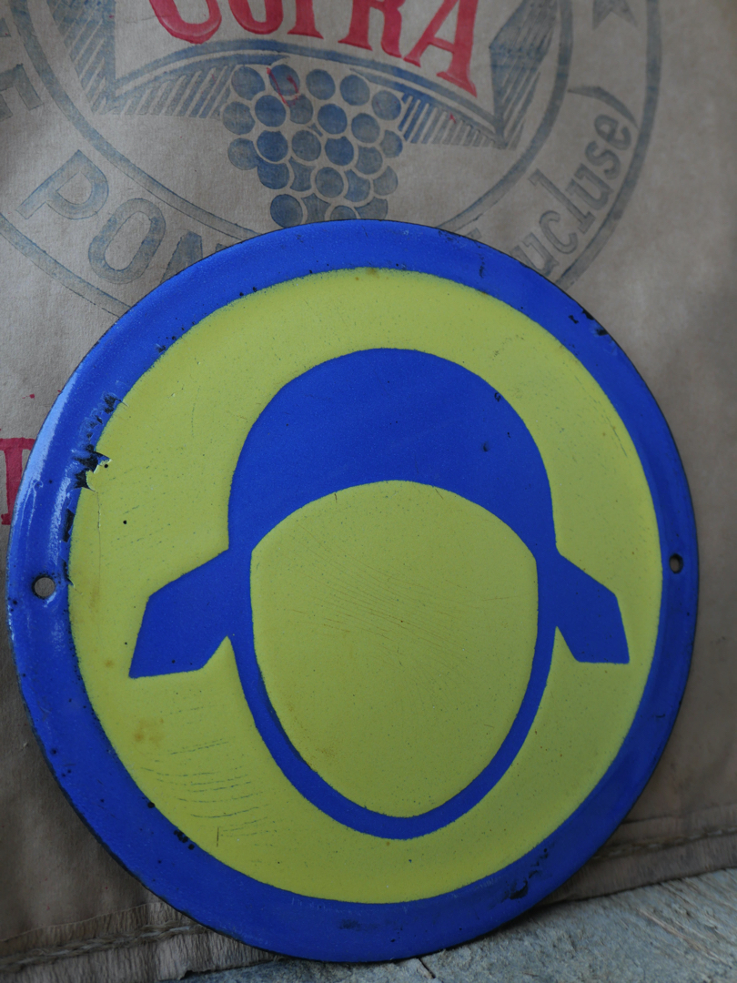 Plaque emaillee signalitique usine russe jaune chapeau – Image 2