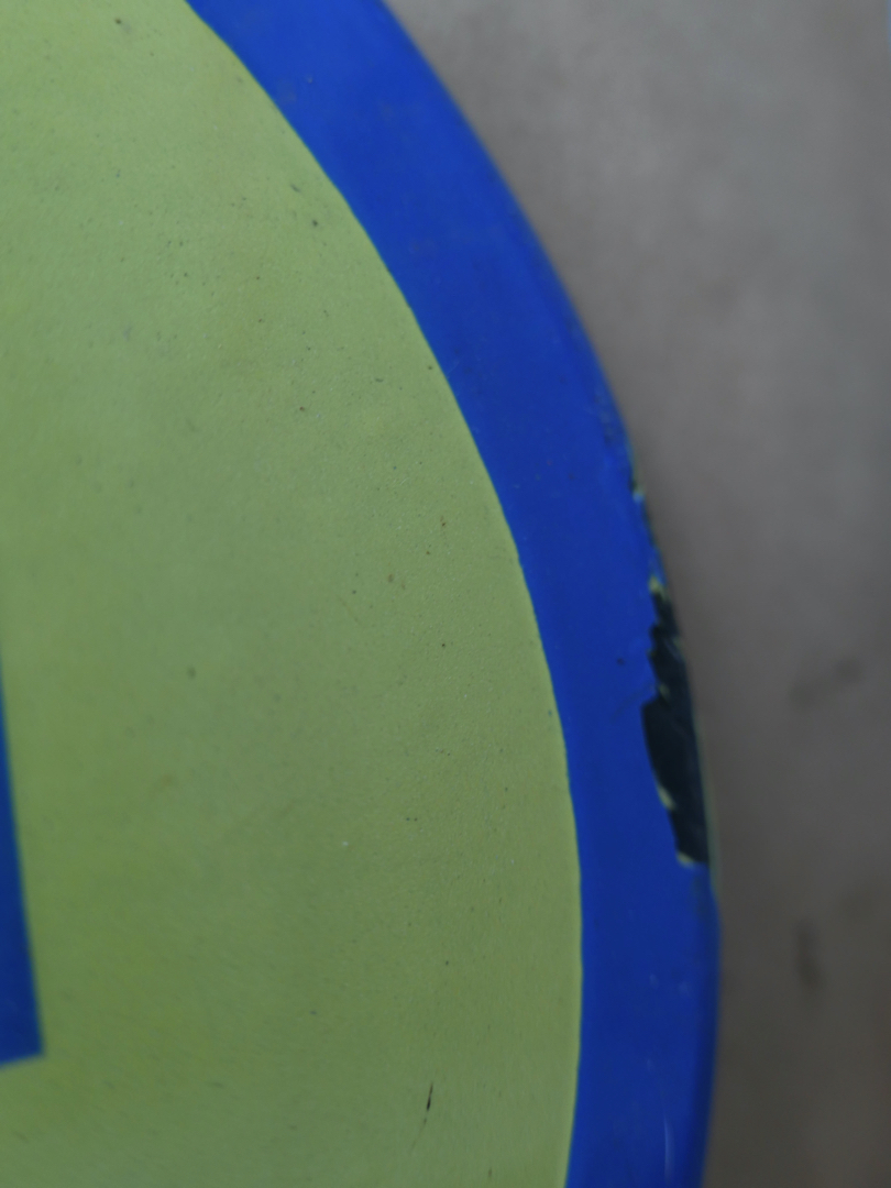 Plaque emaillee signalitique usine russe jaune masque gaz – Image 4