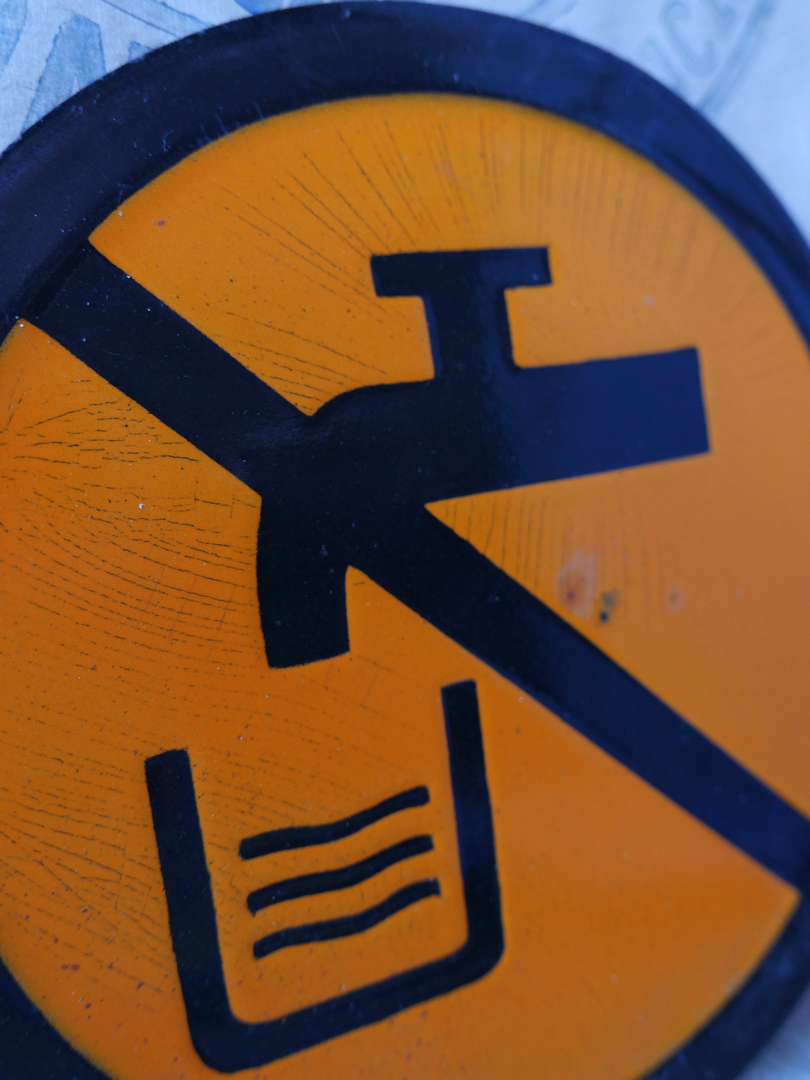 plaque emaillee usine russe eau non potable – Image 4