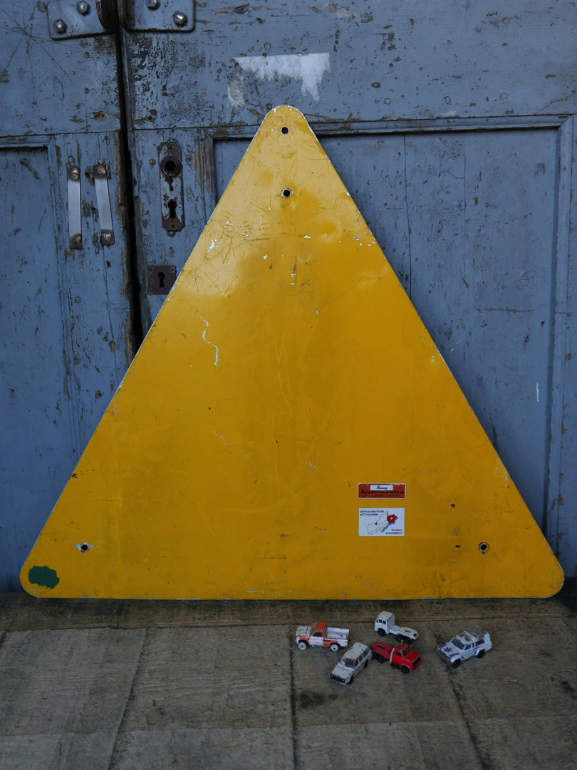 ancien panneau de signalisation Suisse travaux – Image 7