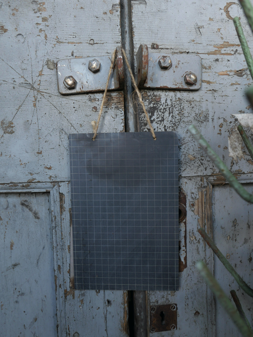 lot de 3 anciennes ardoises à suspendre – Image 4