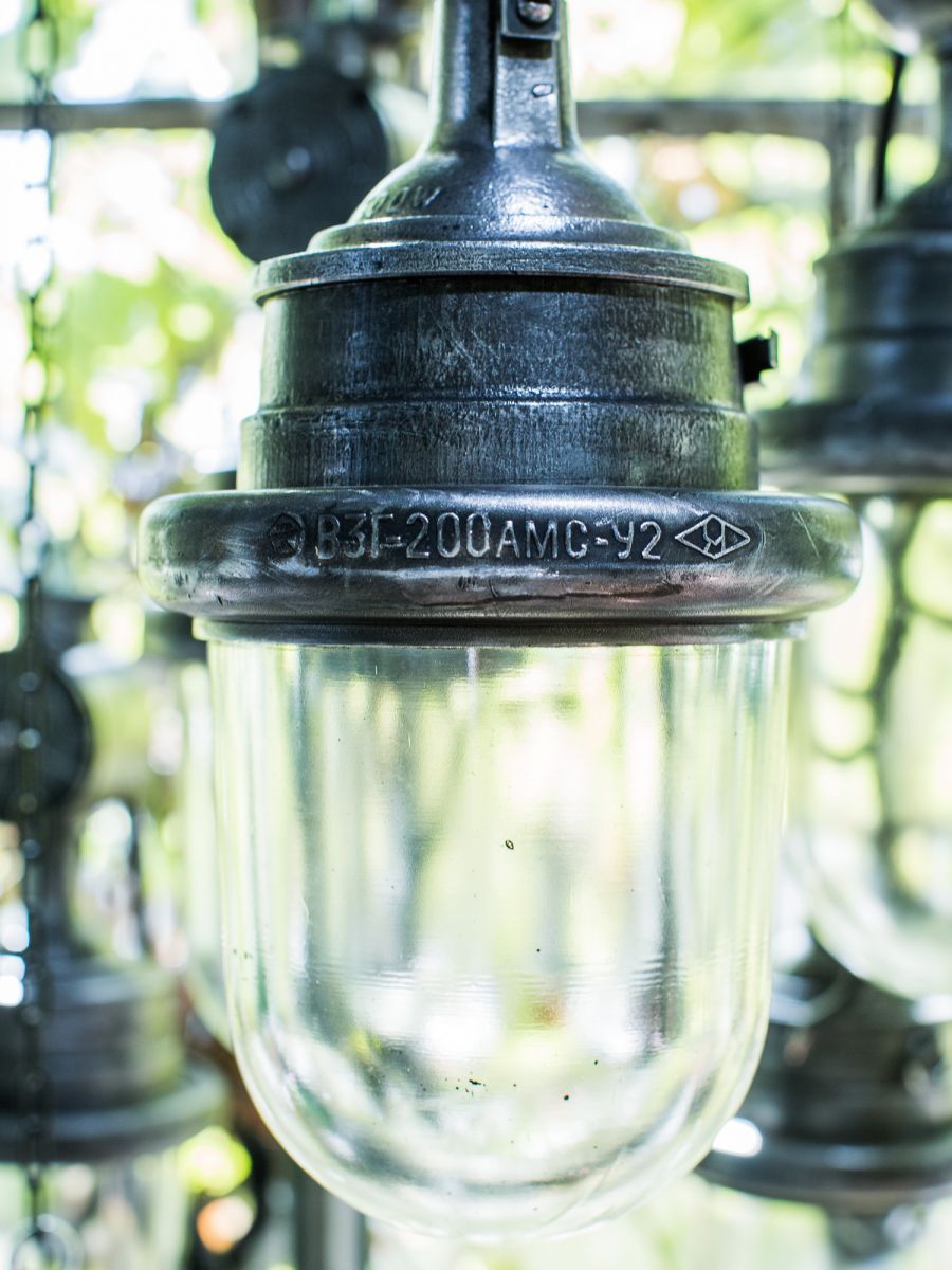 suspension metal et verre grande lampe ancienne industrielle – Image 4